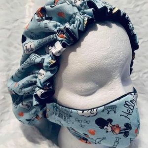 Mickey Mouse Paris Face Mask & Bonnet Set